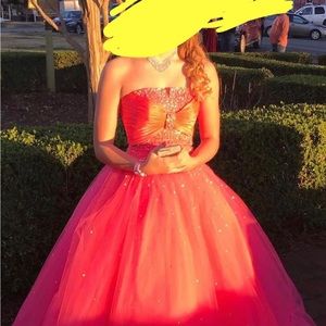 Bright pink ball gown dress. Size 0.